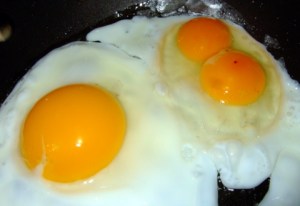 double-yolk-egg_lah1-1