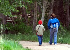 mom-and-son_fcnc-co_lah_0231